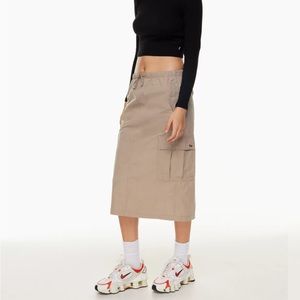 Aritzia TNA Demand Cargo Skirt - Size S